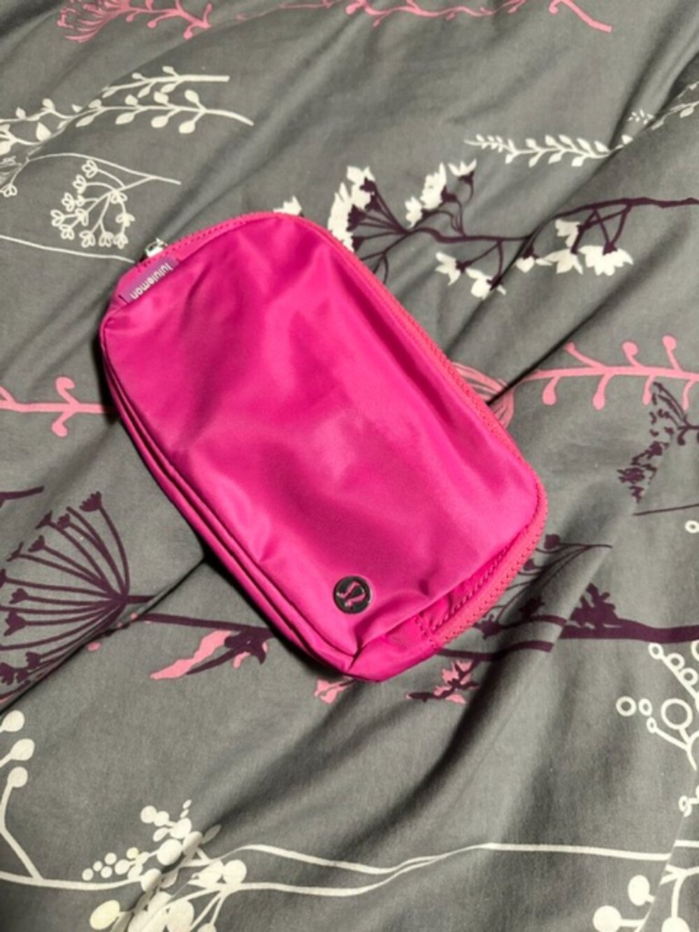 NWT Lululemon sonic pink belt bag